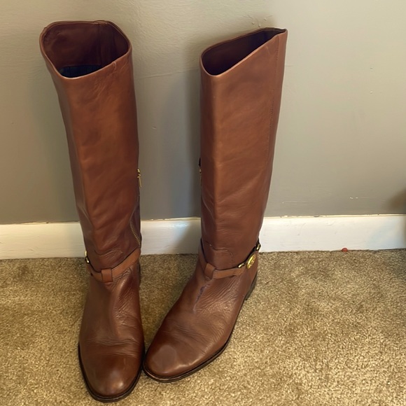 Designer Coach boots. Color:Brown Size: 8.5 - Picture 1 of 2